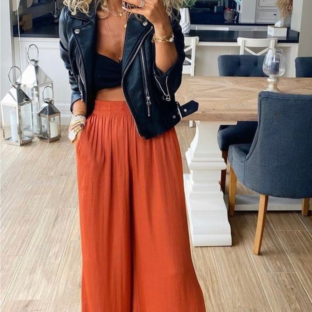 NWO tags Zara flowy wide leg pants rustic orange M.